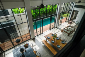 Modern 3BR loft villa in the heart of Canggu